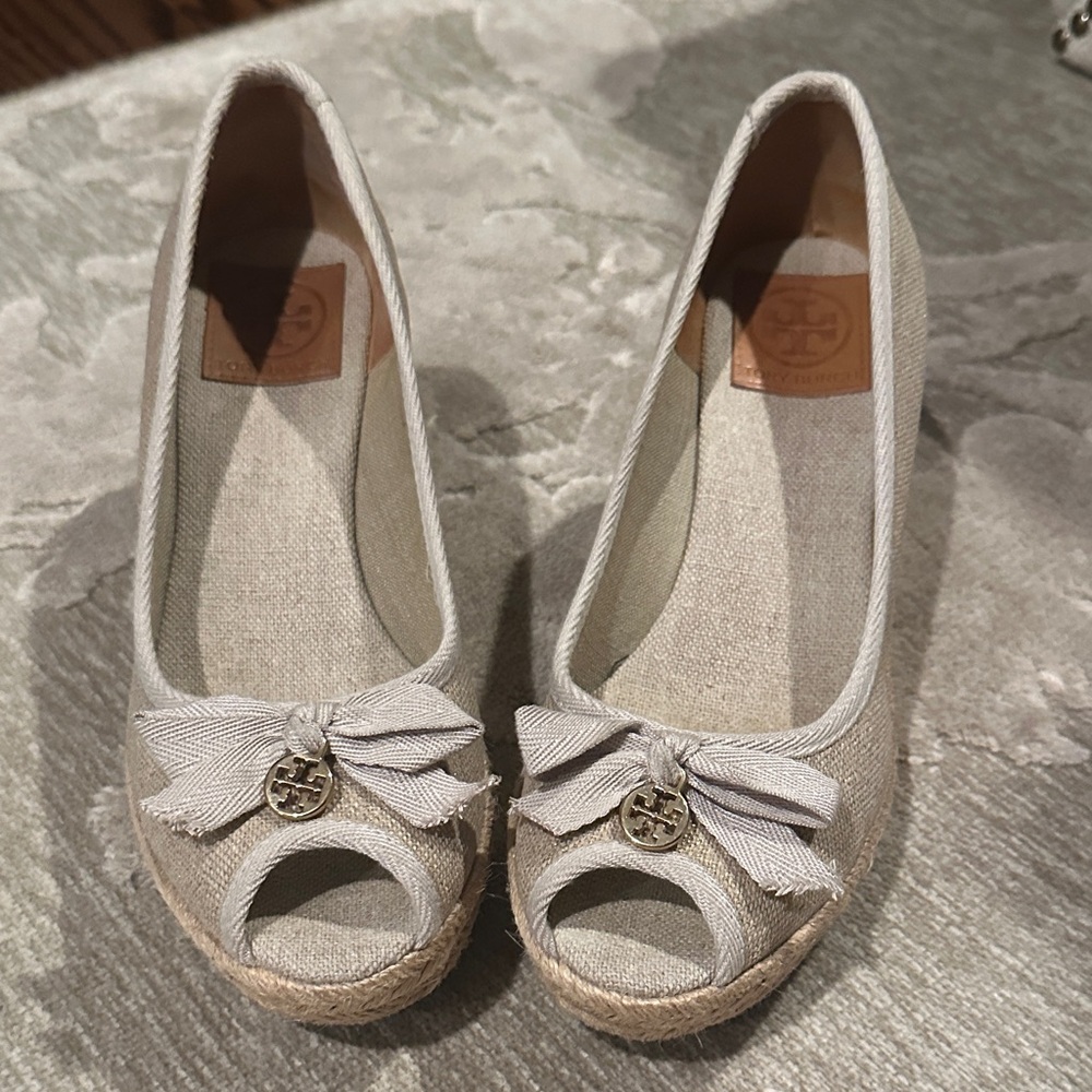 Tory Burch Cream Peep Toe Espadrille Wedges